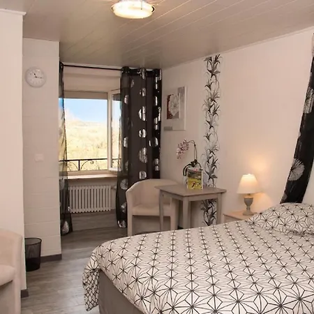 Hotel Les Remparts *