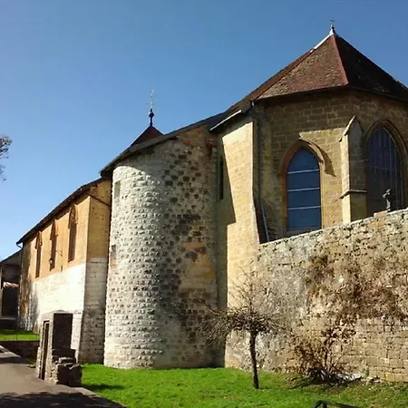 Les Remparts Hotel *